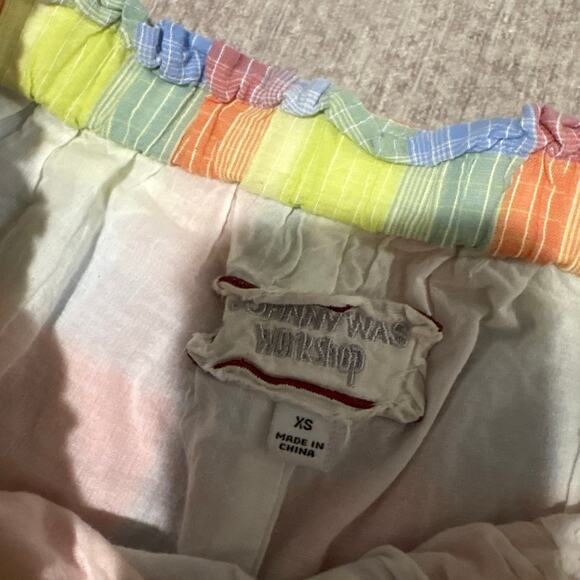 Johnny Was Shorts - Picture 2 of 3